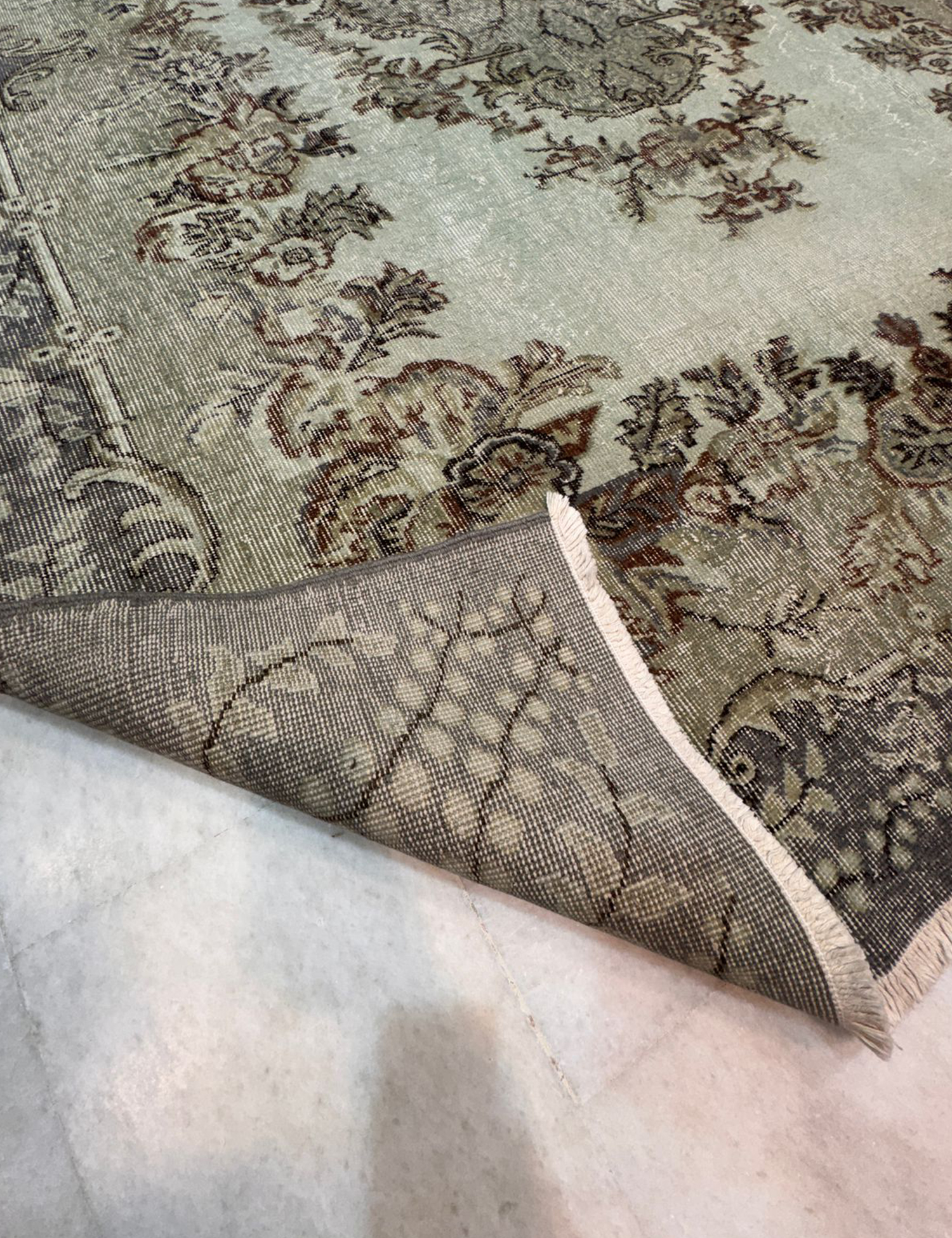 Vintage Carpet   292 x 209 cm