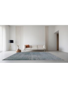 Vintage Carpet 288 X 177