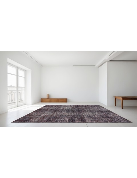 Vintage Carpet  <br/>282 x 184 cm