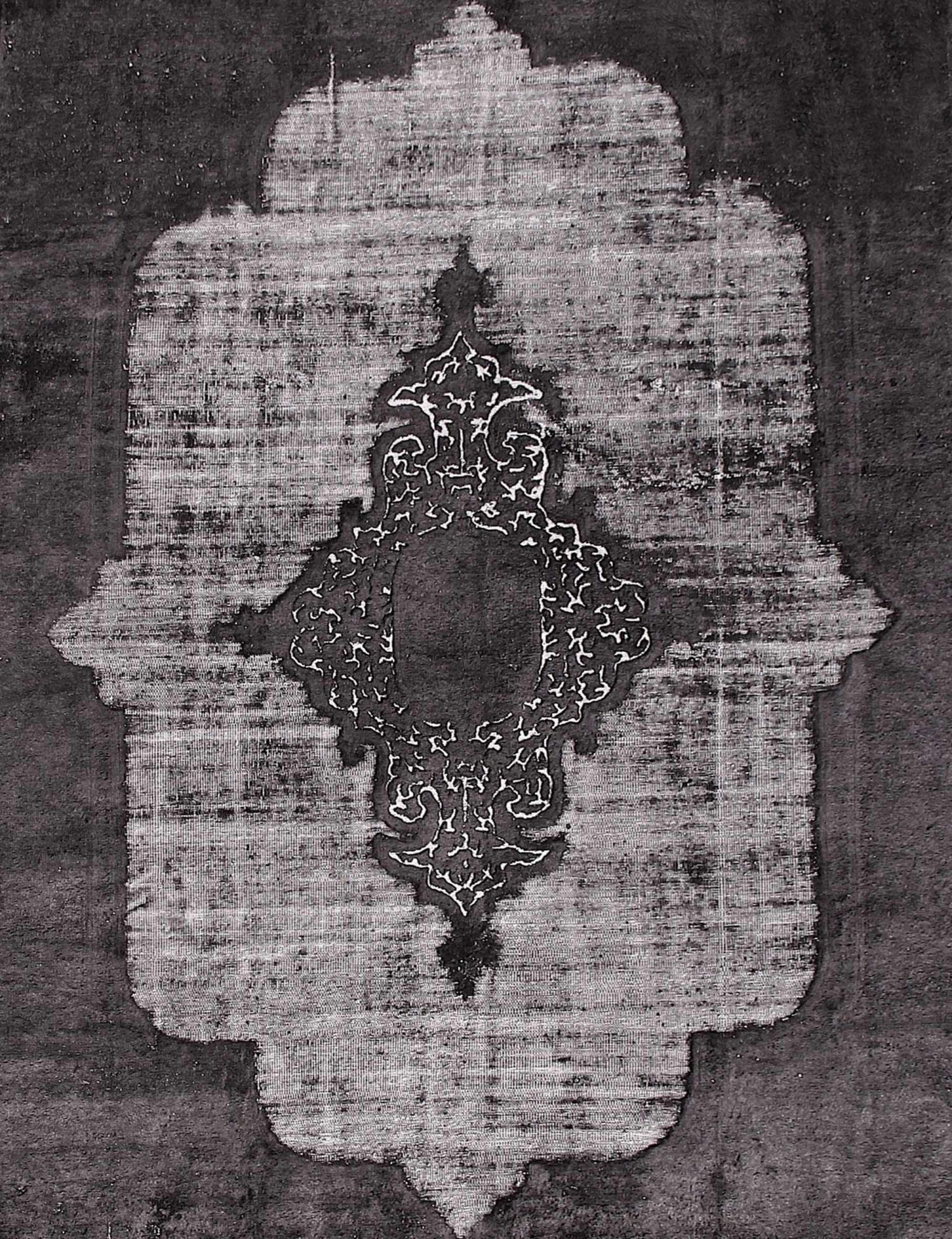 Tapis Persan vintage  noir <br/>413 x 288 cm