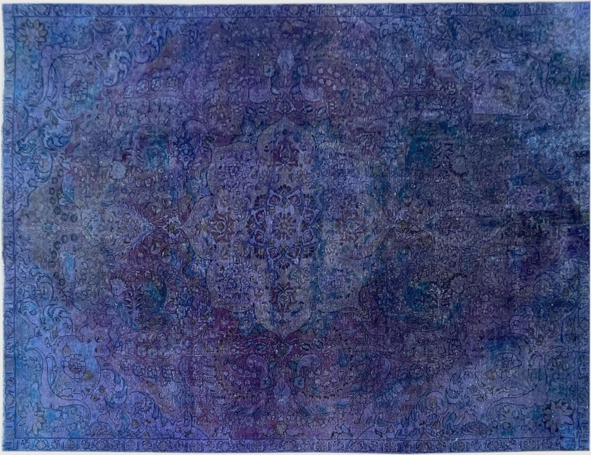 Alfombra vintage  púrpura <br/>313 x 228 cm