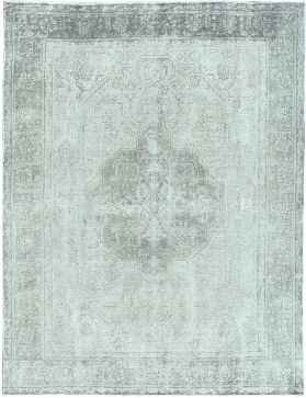 Persian Vintage Carpet 280 x 198 green 