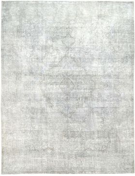 Vintage Carpet   <br/>394 x 293 cm