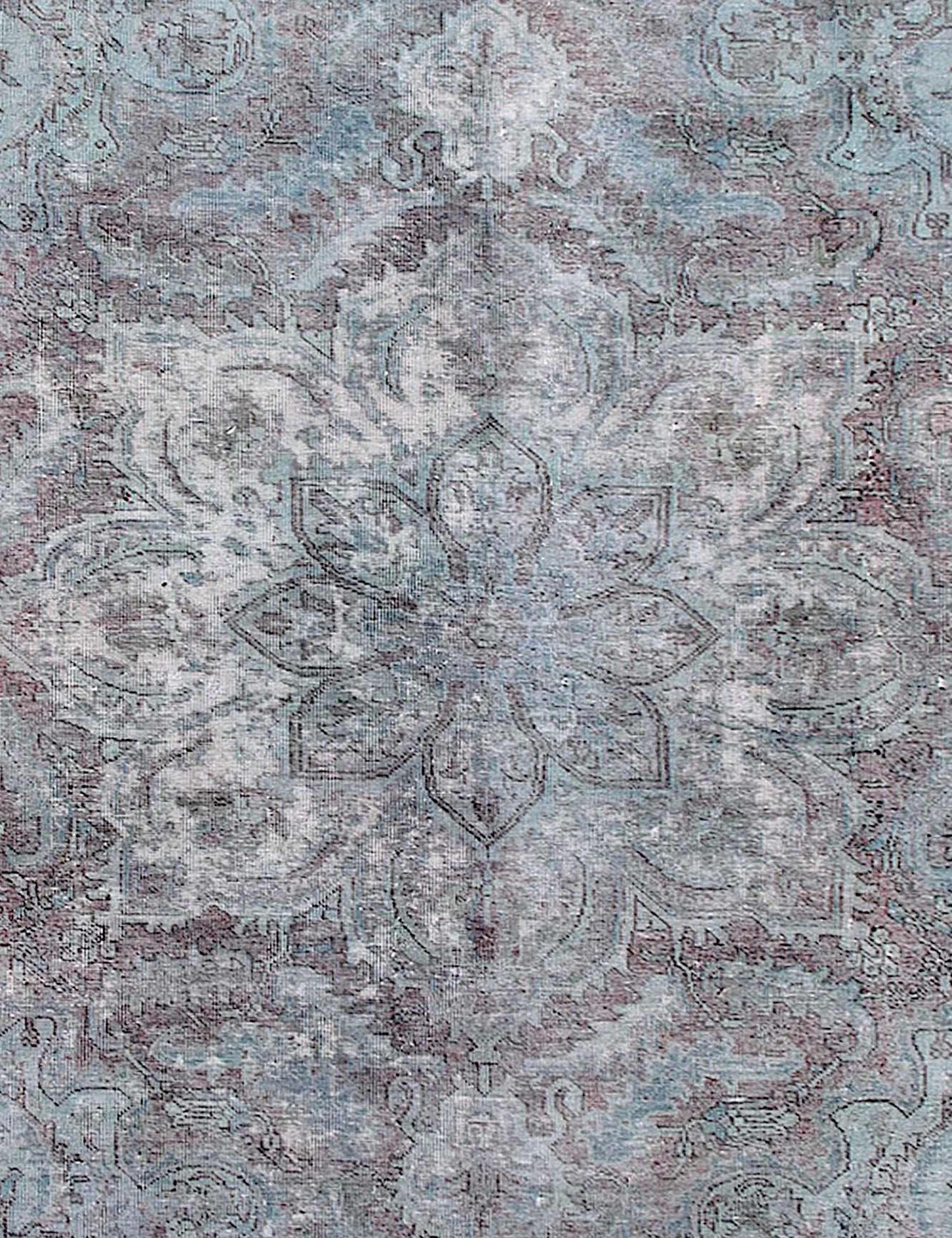 Tapis Persan vintage  turquoise <br/>335 x 235 cm