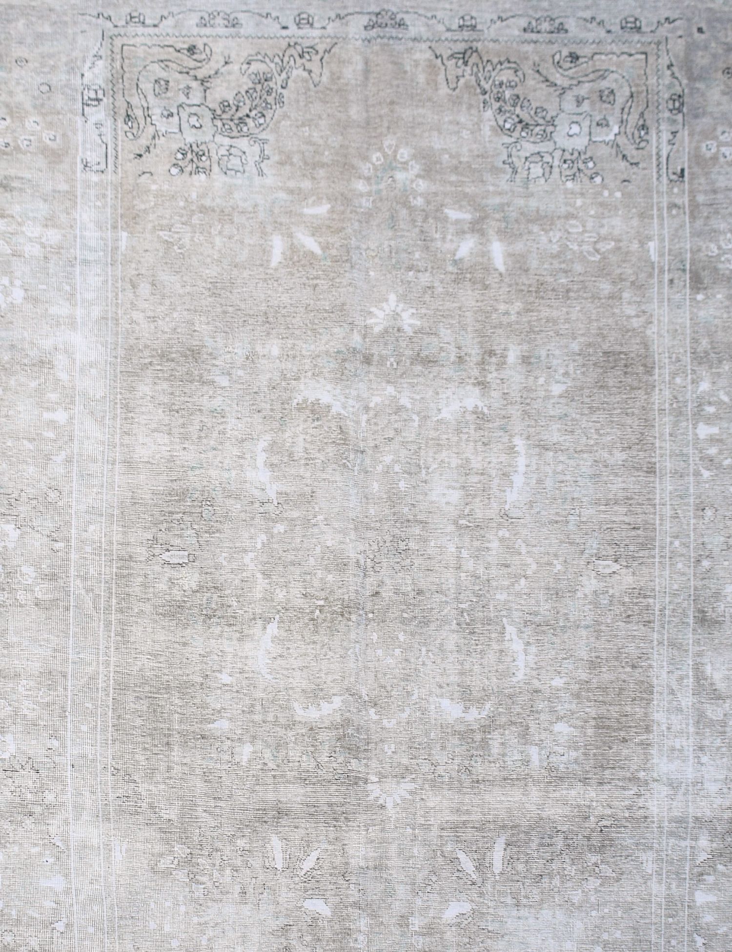 Vintage Rug  grey <br/>292 x 198 cm