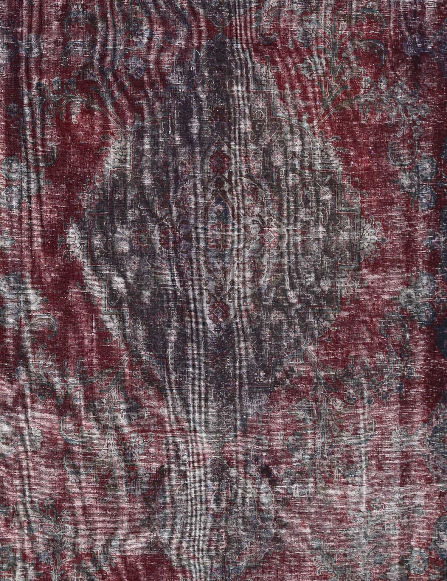 Vintage Carpet  red  <br/>360 x 257 cm