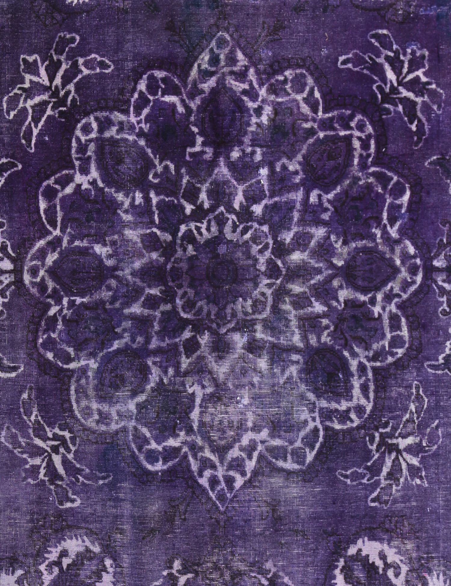 Square Vintage Carpet  purple  <br/>250 x 226 cm