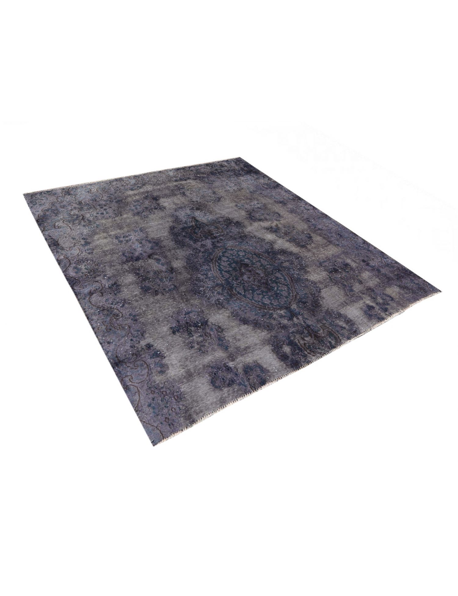 Vintage Carpet   182 x 192 cm