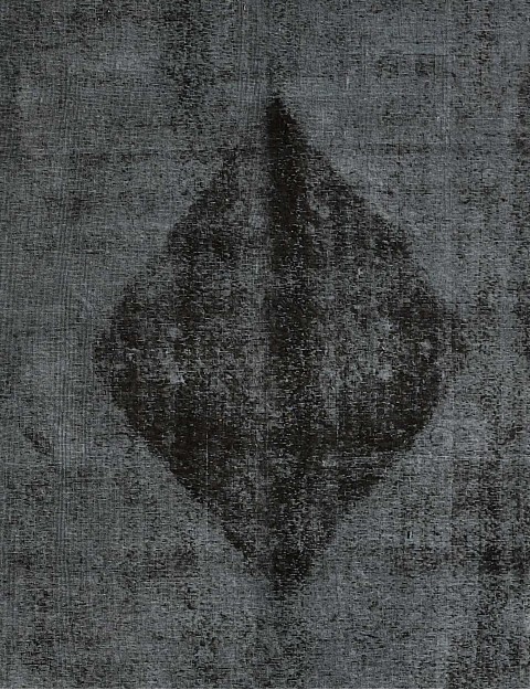 Vintage Carpet  <br/>393 x 300 cm