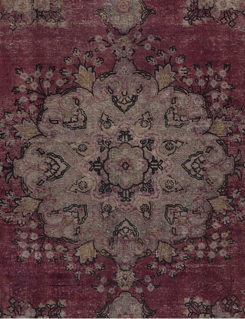 Vintage Carpet 271 x 200