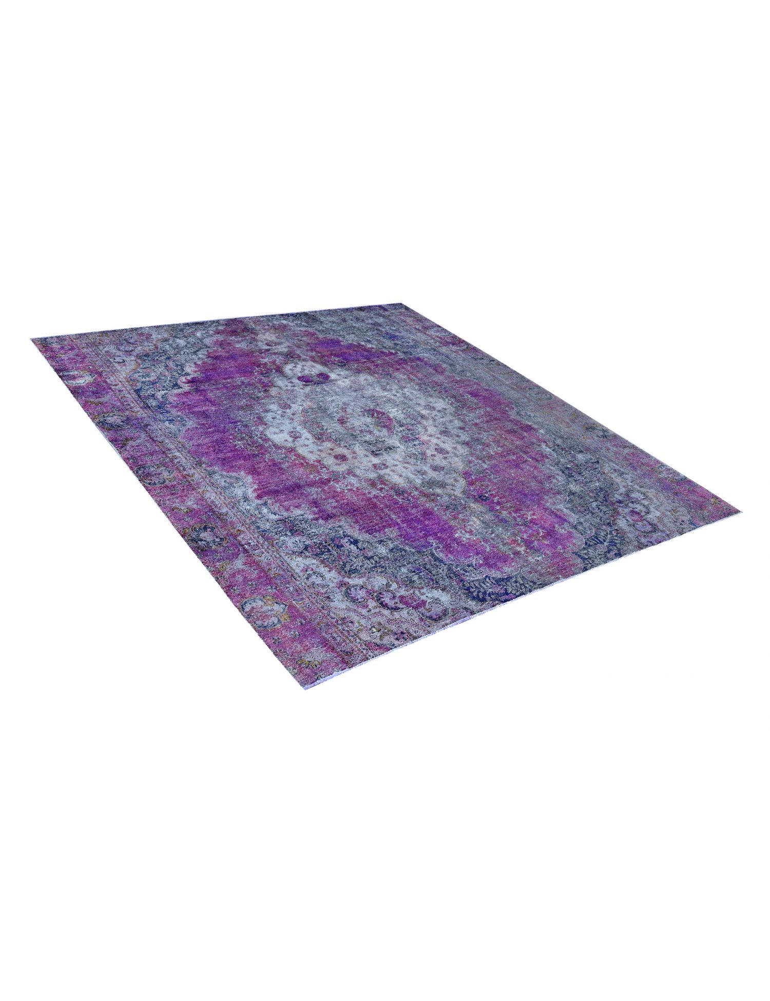 Persialaiset vintage matot   285 x 260 cm