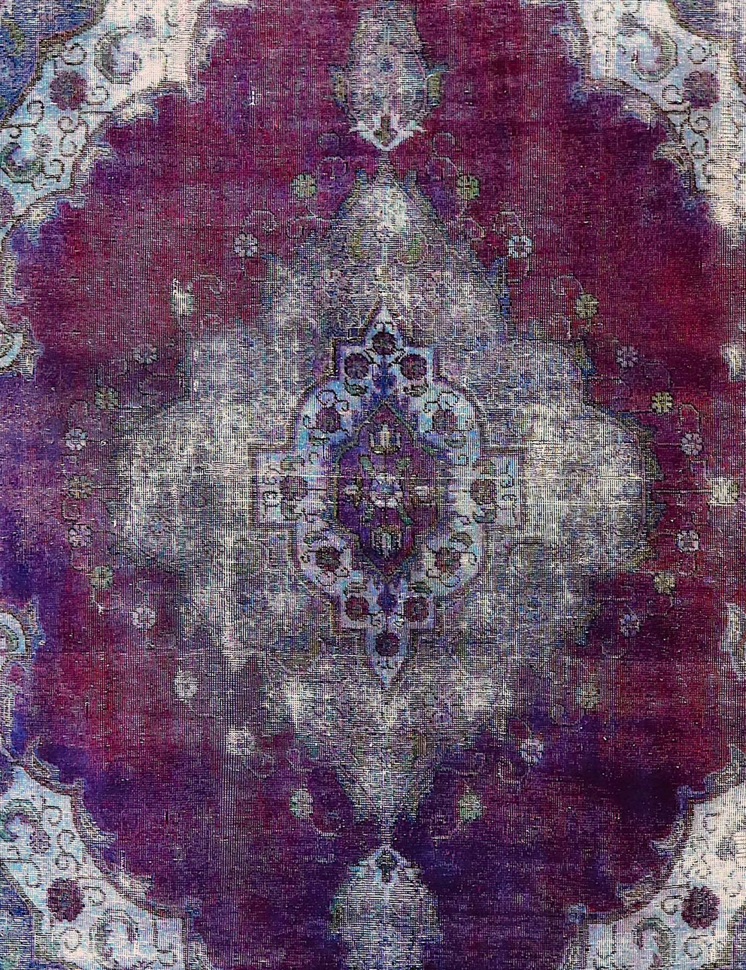 Persialaiset vintage matot   224 x 210 cm