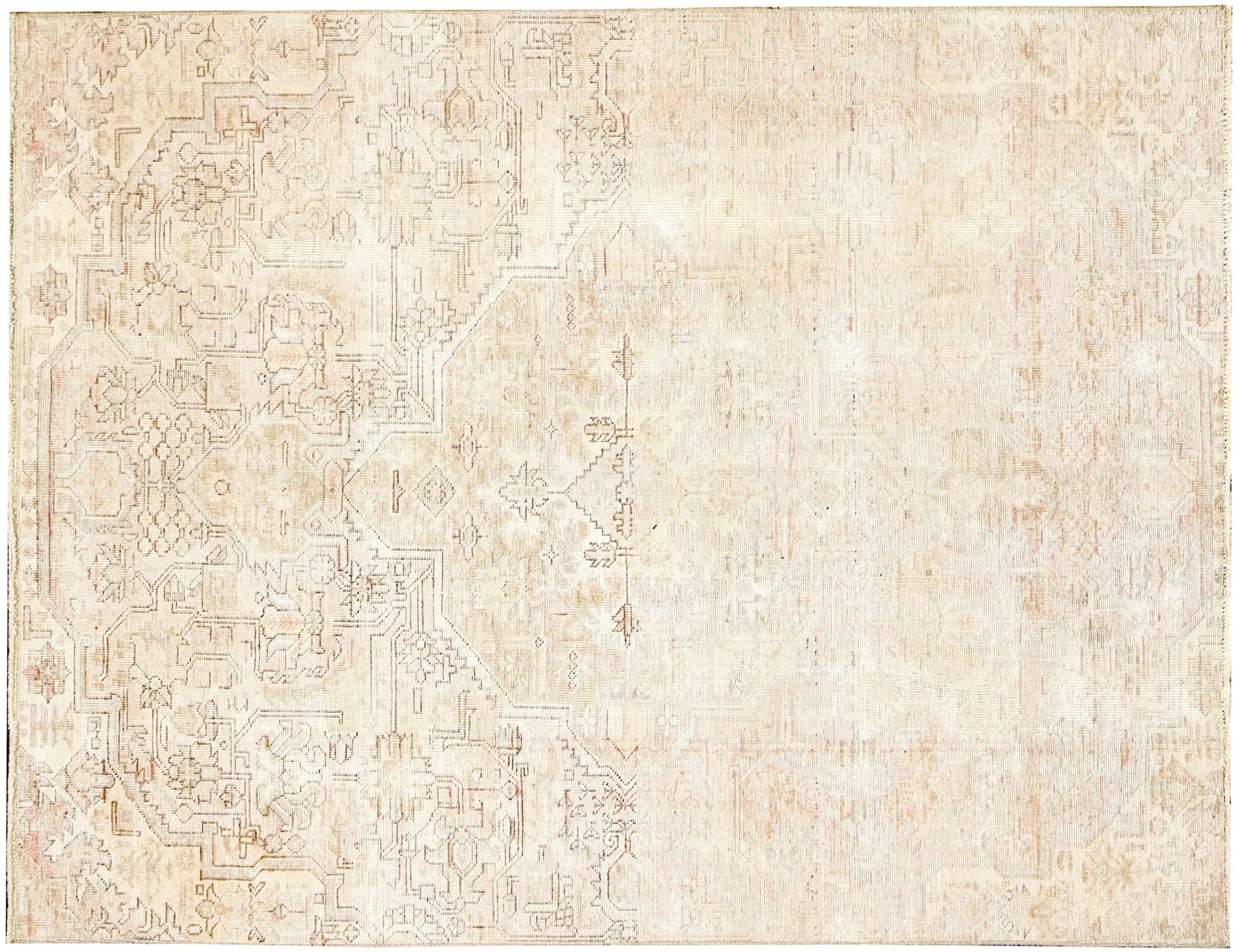 Persisk vintage teppe  beige <br/>225 x 140 cm