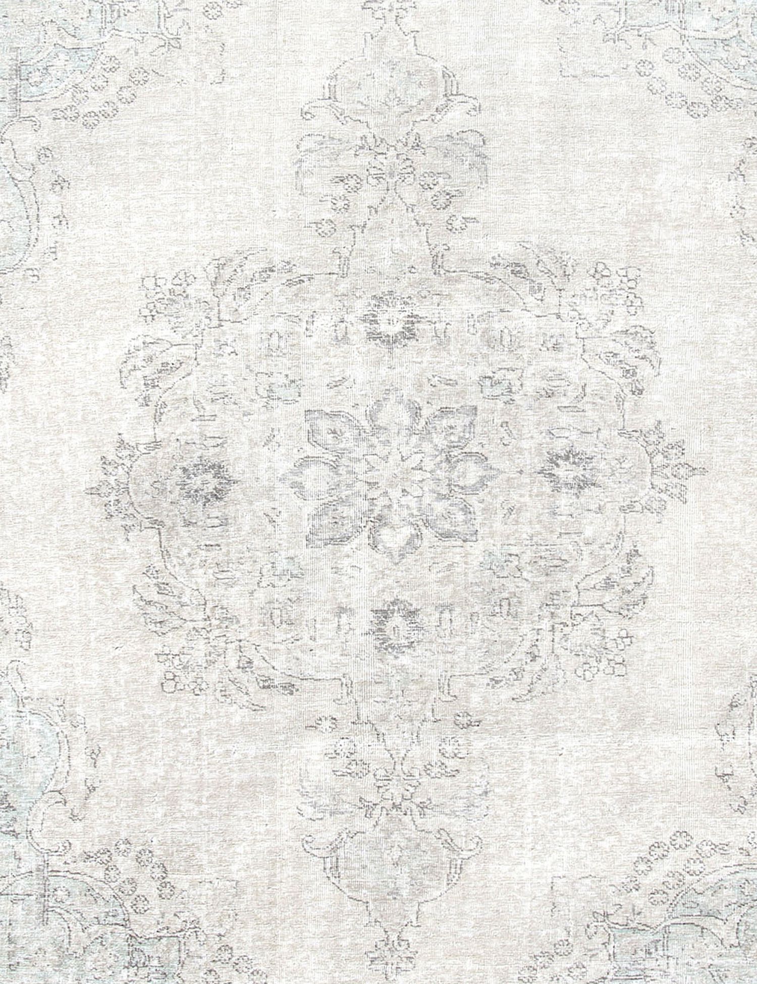 Persisk vintage matta   331 x 211 cm