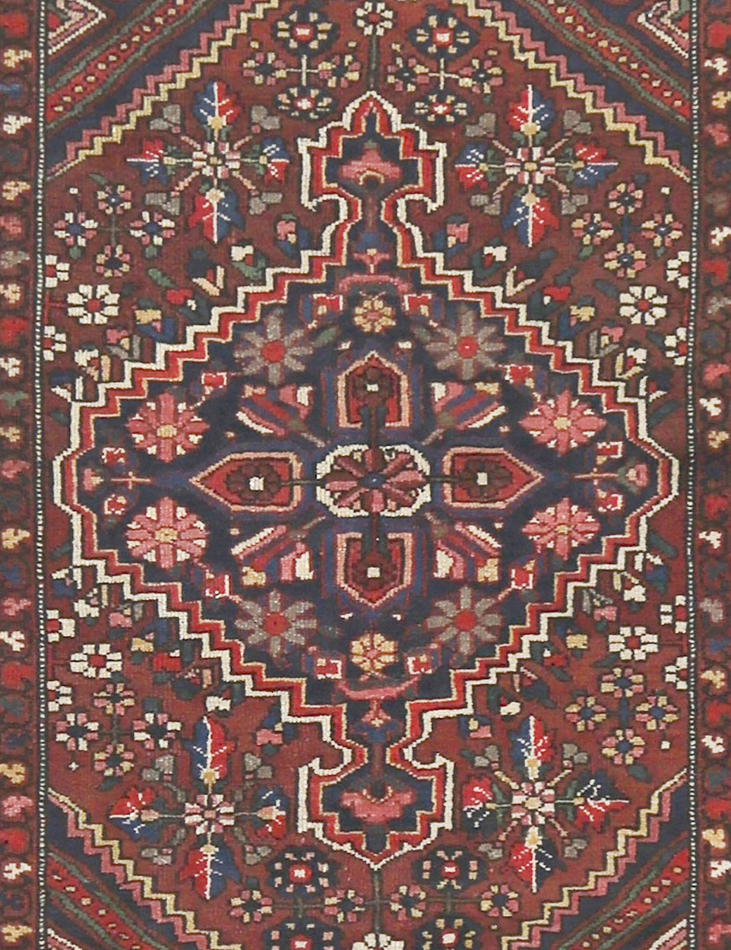 Bakhtiar Patina   194 x 133 cm