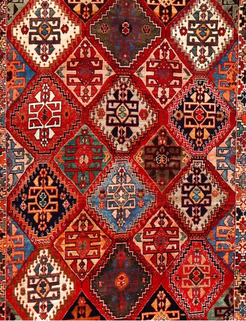 Red  Persia Shiraz  264 x 130 cm