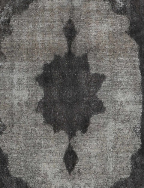 Vintage Carpet  <br/>388 x 295 cm