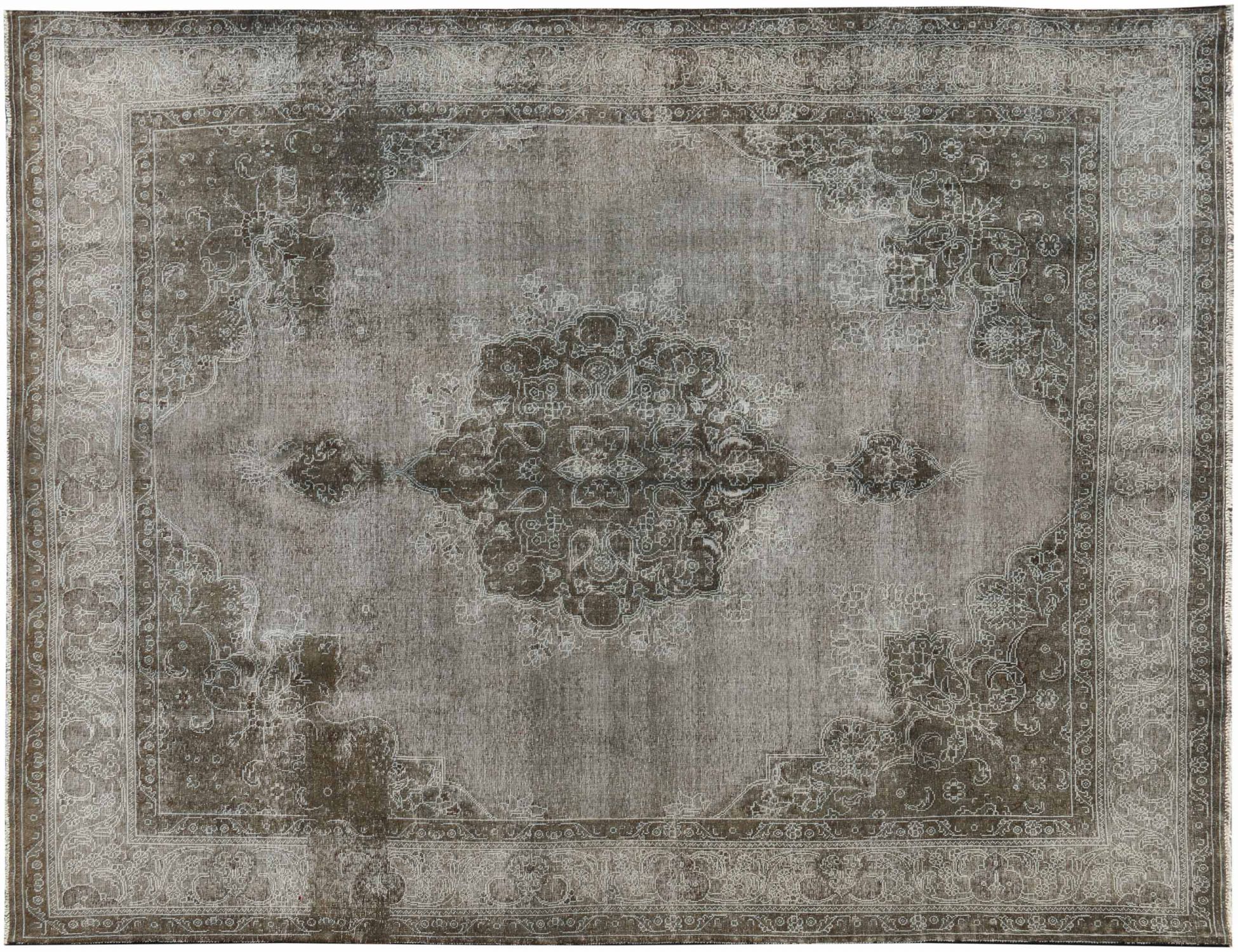 Vintage Teppich  grün <br/>375 x 288 cm