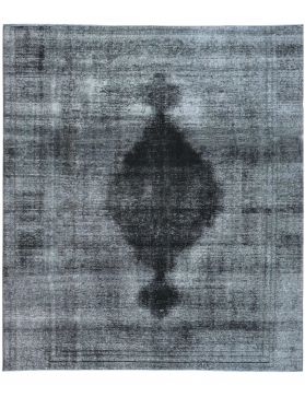 Vintage Carpet 324 x 270 black