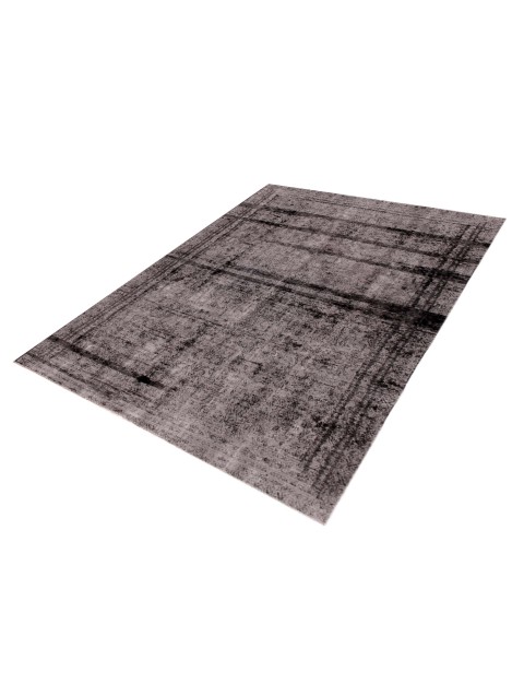 Persian Vintage Carpet  <br/>318 x 238 cm