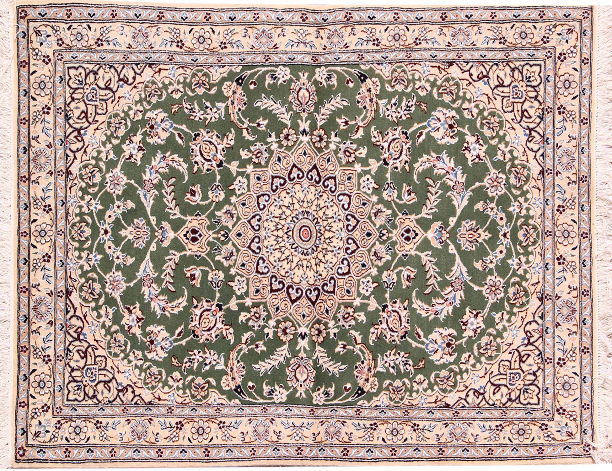 Nain Tappeto  verde <br/>154 x 102 cm