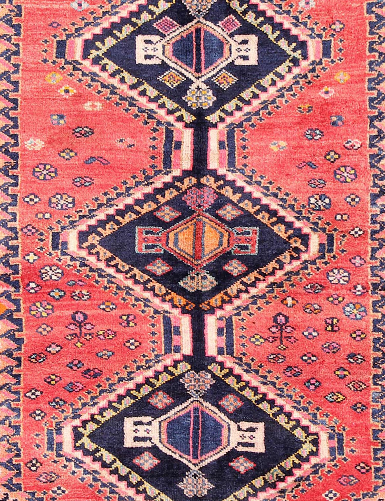 Shiraz Tappeto  rosso <br/>204 x 128 cm