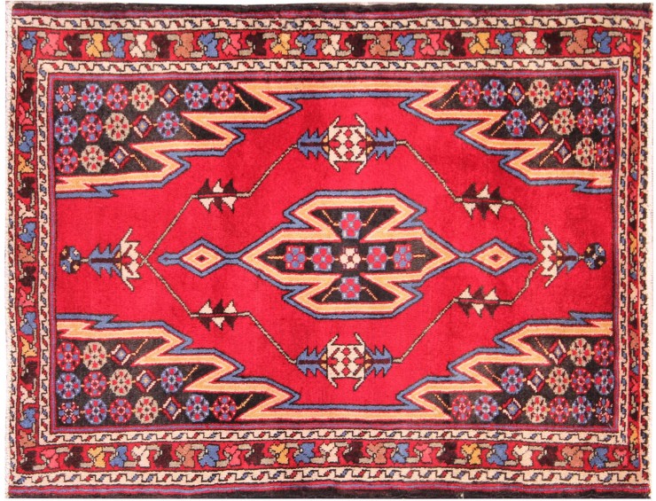 Red  Persia Hamadan Carpet  117 x 82 cm