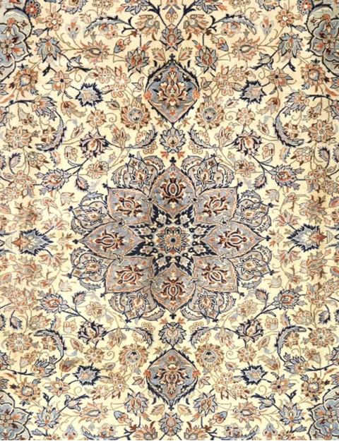 Persian Rug  <br/>372 x 276 cm