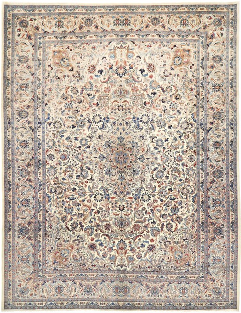 Persian Rug  <br/>400 x 304 cm