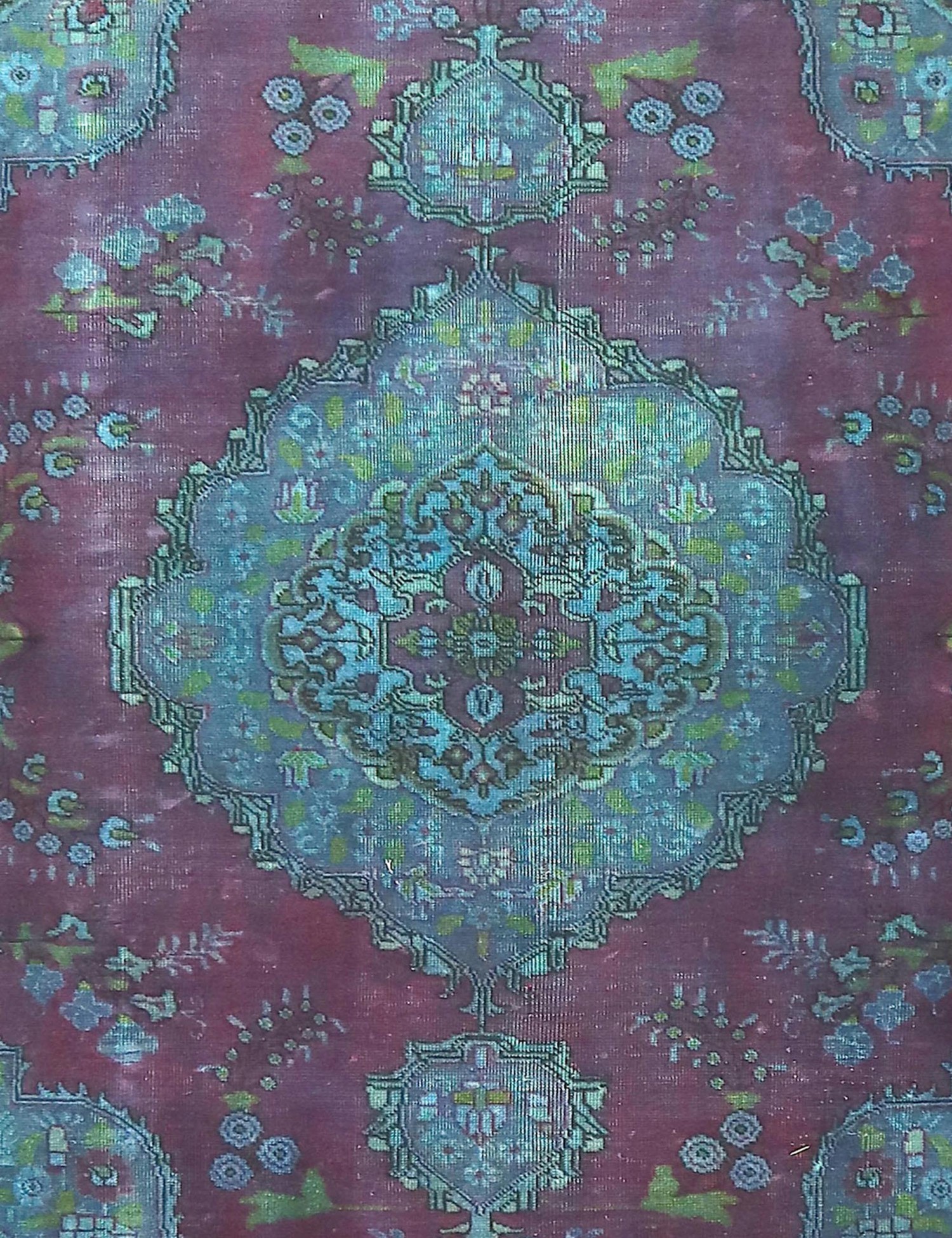 Persian Vintage Carpet   210 x 162 cm
