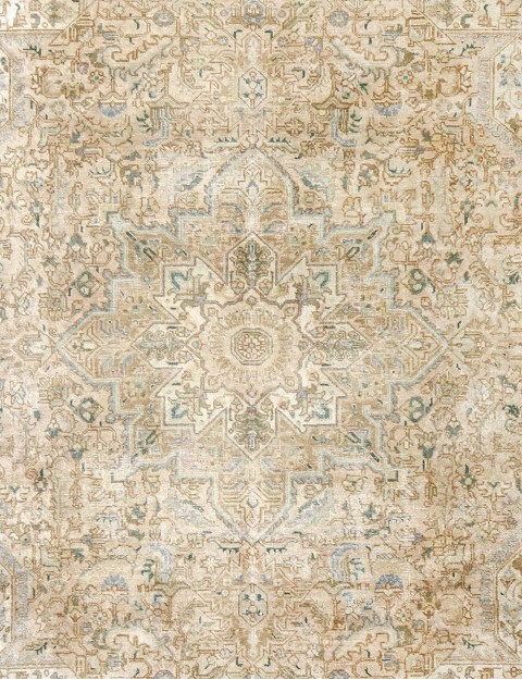 Persialaiset vintage matot  <br/>242 x 242 cm