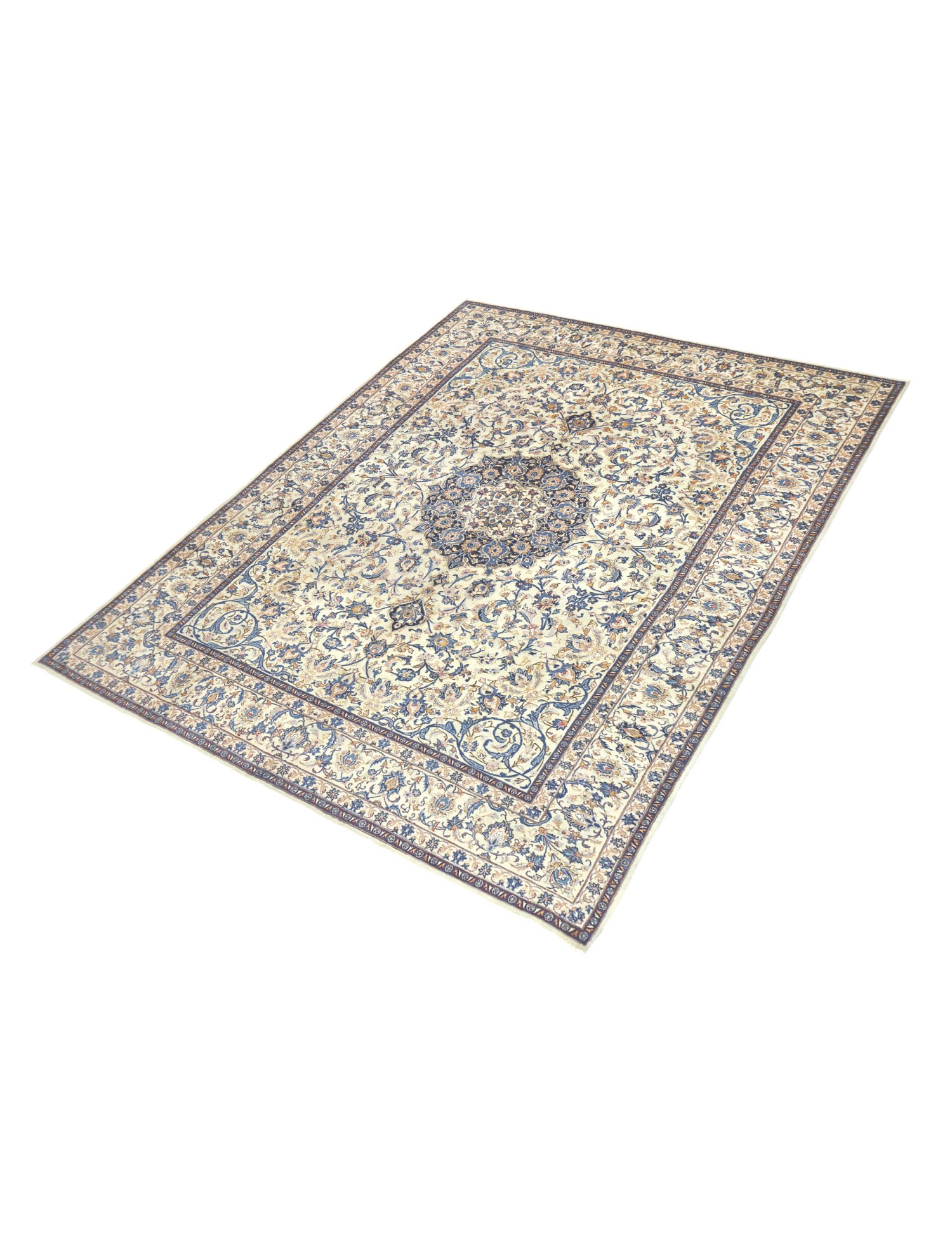 Kashmar Patina   385 x 298 cm