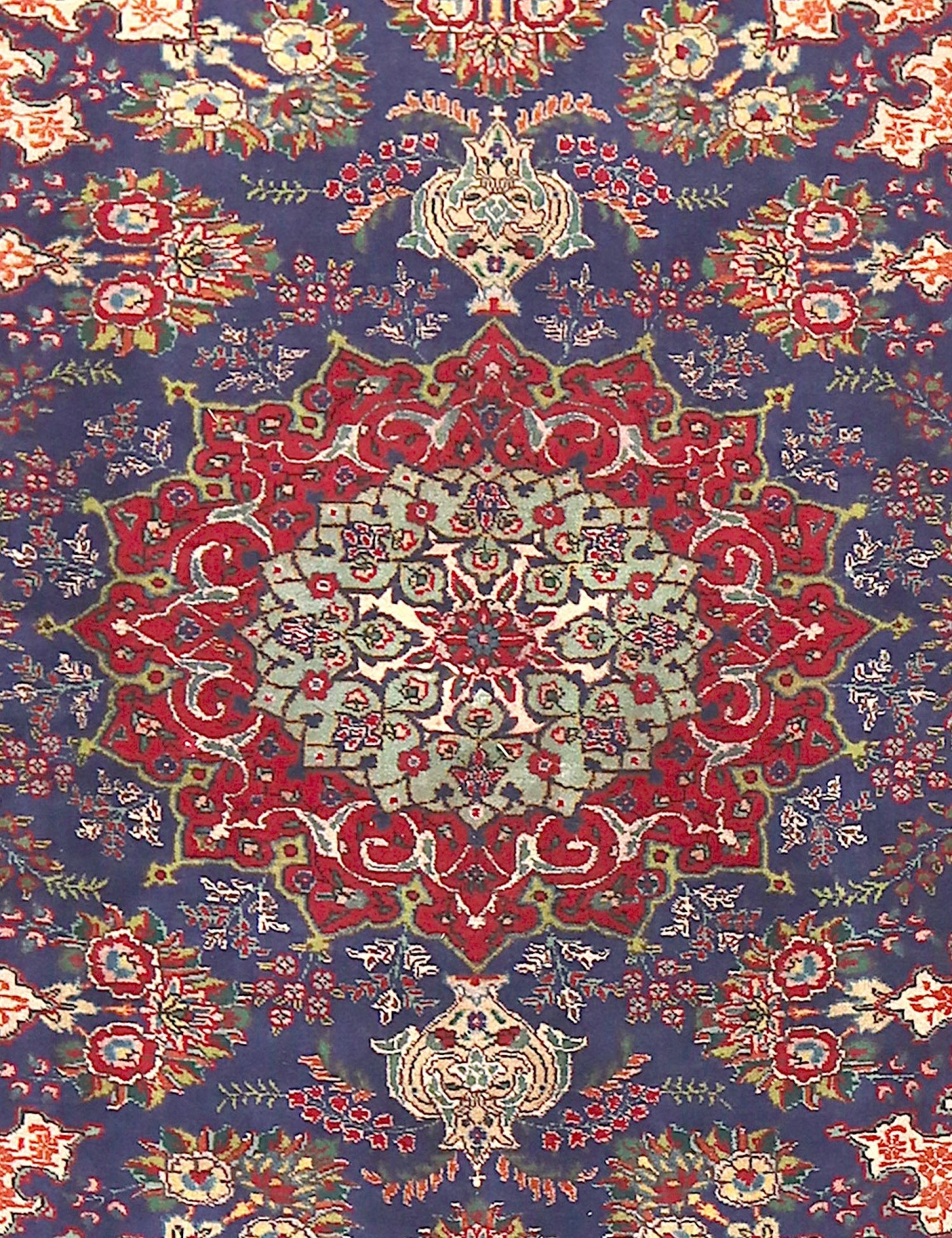 Tabriz   262 x 210 cm