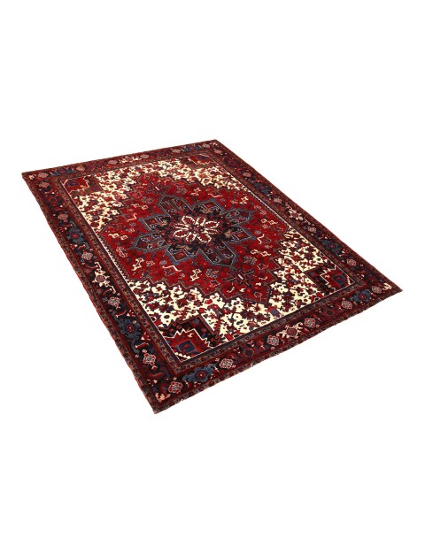 Quadrat Heriz  <br/>262 x 232 cm