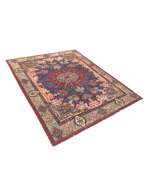 Tabriz  <br/>262 x 210 cm