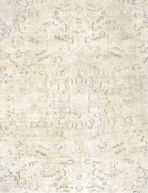 Vintage Carpet  <br/>342 x 265 cm