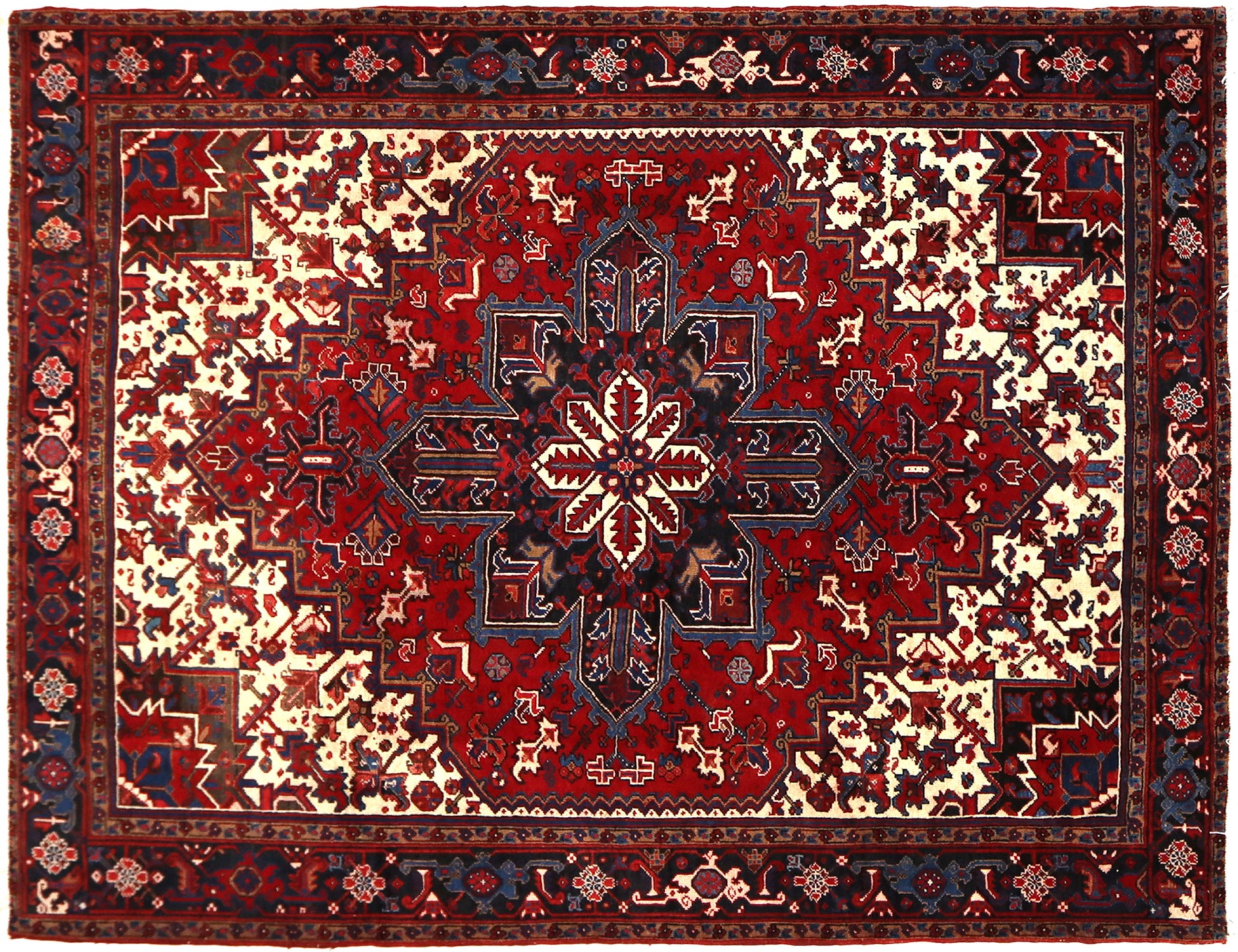 Heriz   262 x 232 cm