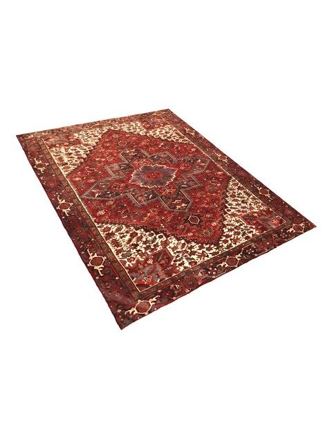 Red  Persia Heriz  323 x 266 cm