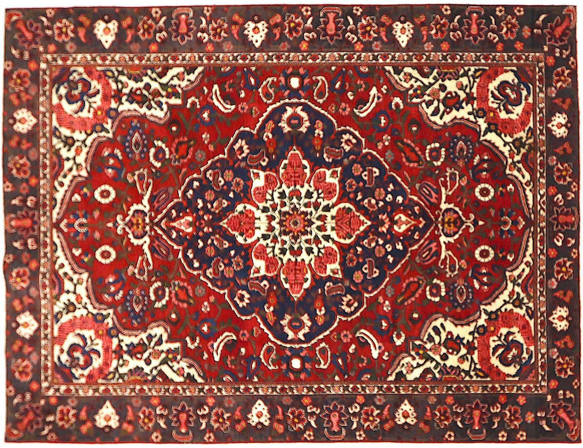 Bakhtiar  rouge <br/>310 x 220 cm
