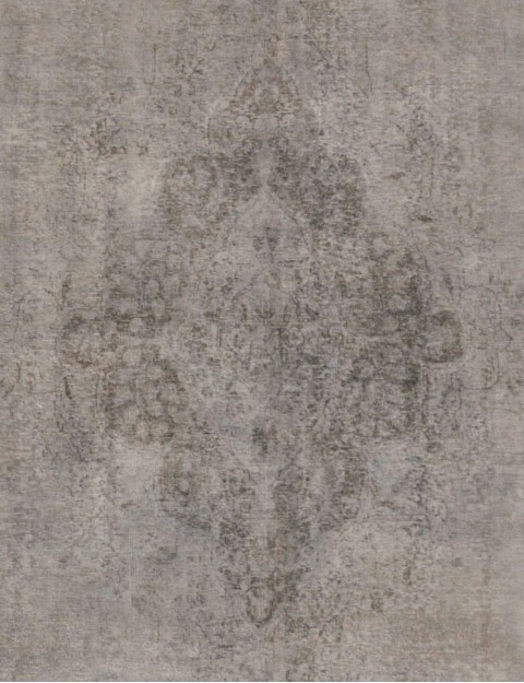 Vintage Carpet  <br/>371 x 276 cm