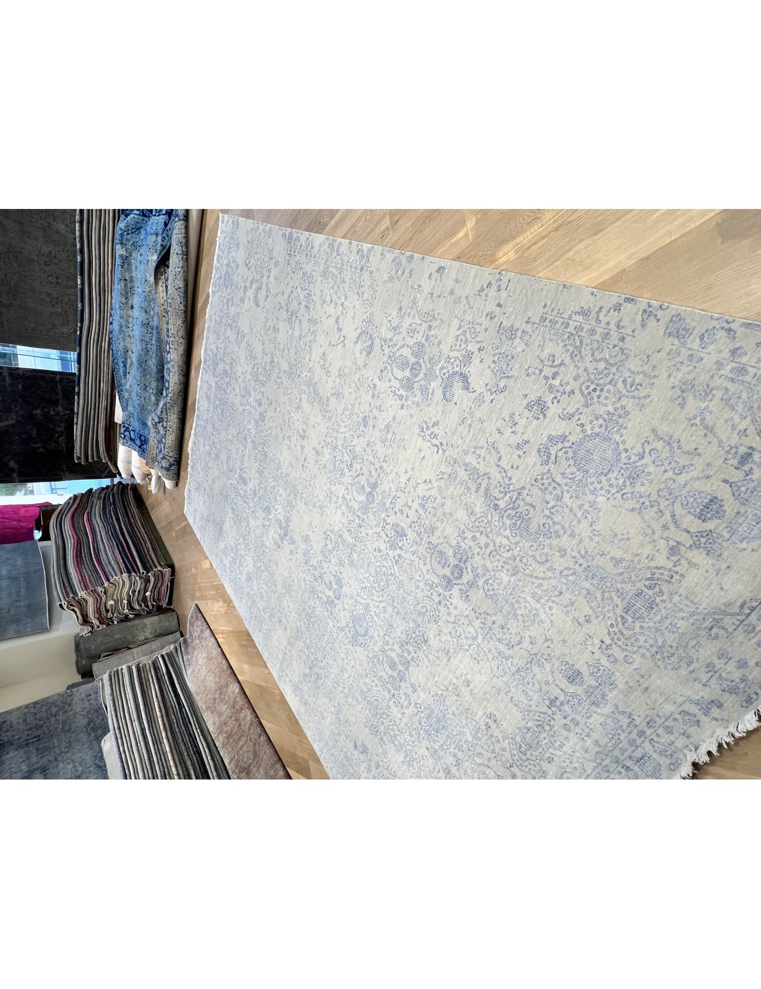 Indian handmade Carpet   427 x 300 cm