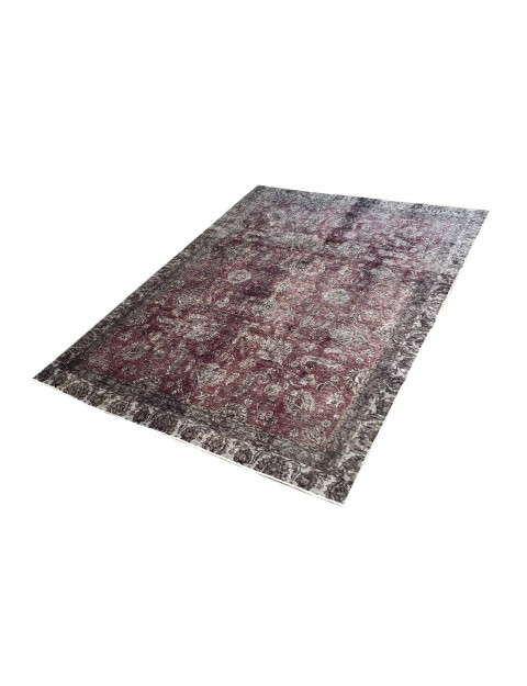 Vintage Carpet  <br/>346 x 247 cm