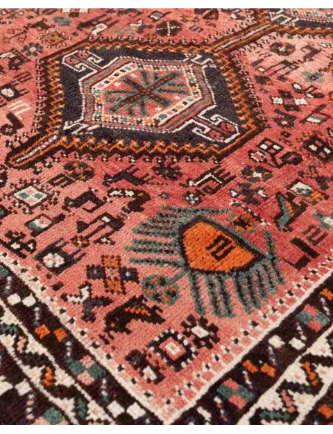 Röda Persien Shiraz  135 x 105 cm
