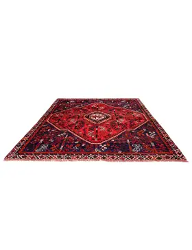 Punainen Persia Shiraz  190 x 156 cm