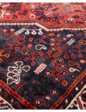 Punainen Persia Shiraz  190 x 156 cm