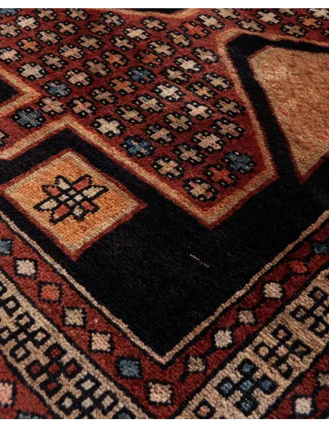 Rosso Persiano Ardebil  383 x 105 cm