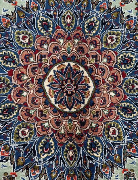 Green Persia Persian Rug 398 x 304 cm - view 4
