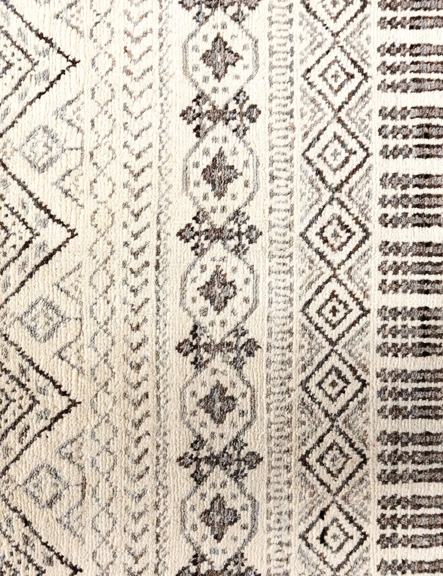 Beige text_origin_4 Gabbeh 294 x 200 cm - Unique Handmade Carpet