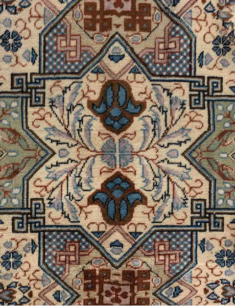 Beige Persien Ardebil Patina  327 x 218 cm