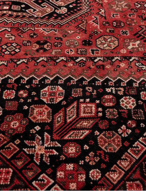 Rosso Persiano Shiraz Patina  259 x 173 cm